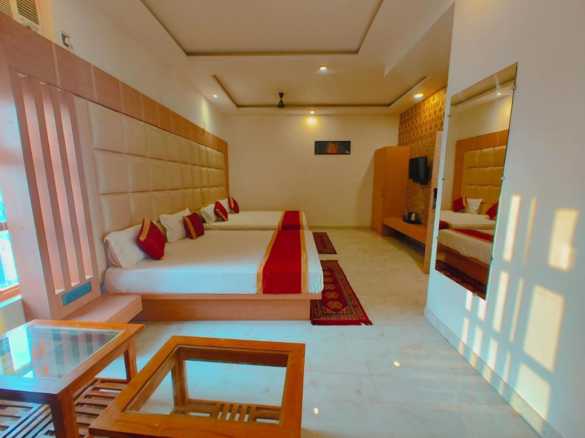 Avadh Sunshine Palace Hotel And Resort Ayodhya Zewnętrze zdjęcie