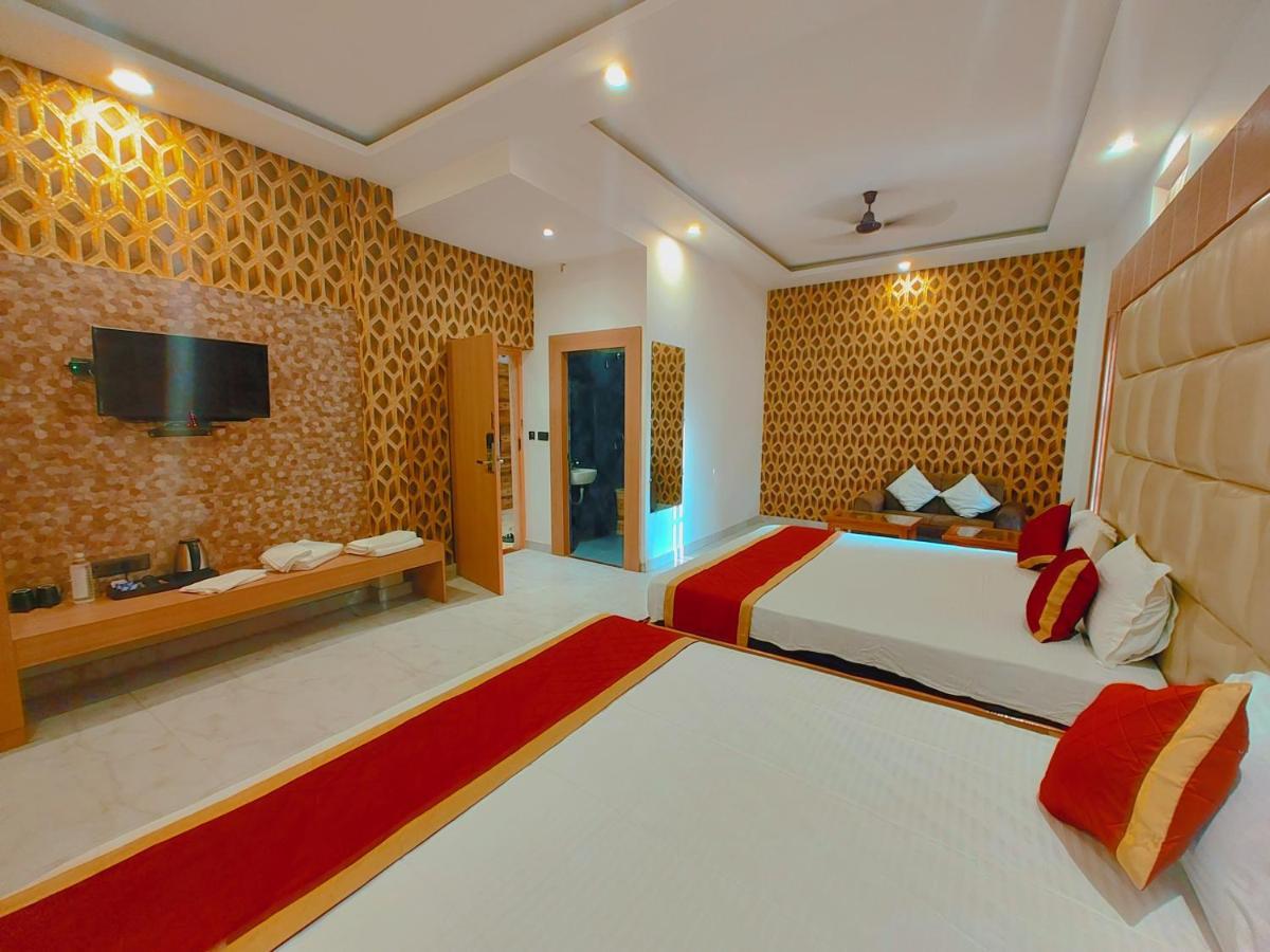 Avadh Sunshine Palace Hotel And Resort Ayodhya Zewnętrze zdjęcie