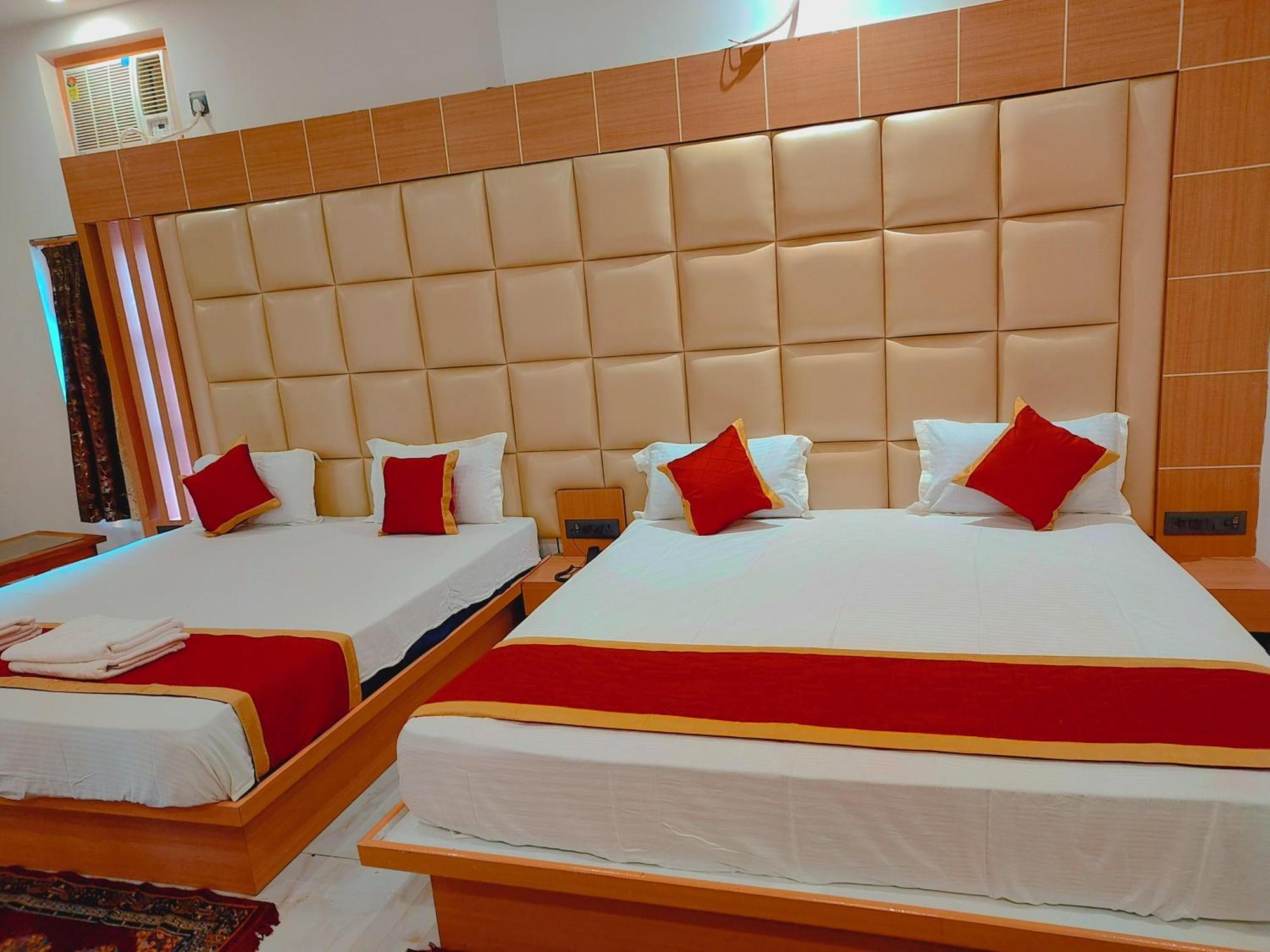 Avadh Sunshine Palace Hotel And Resort Ayodhya Zewnętrze zdjęcie