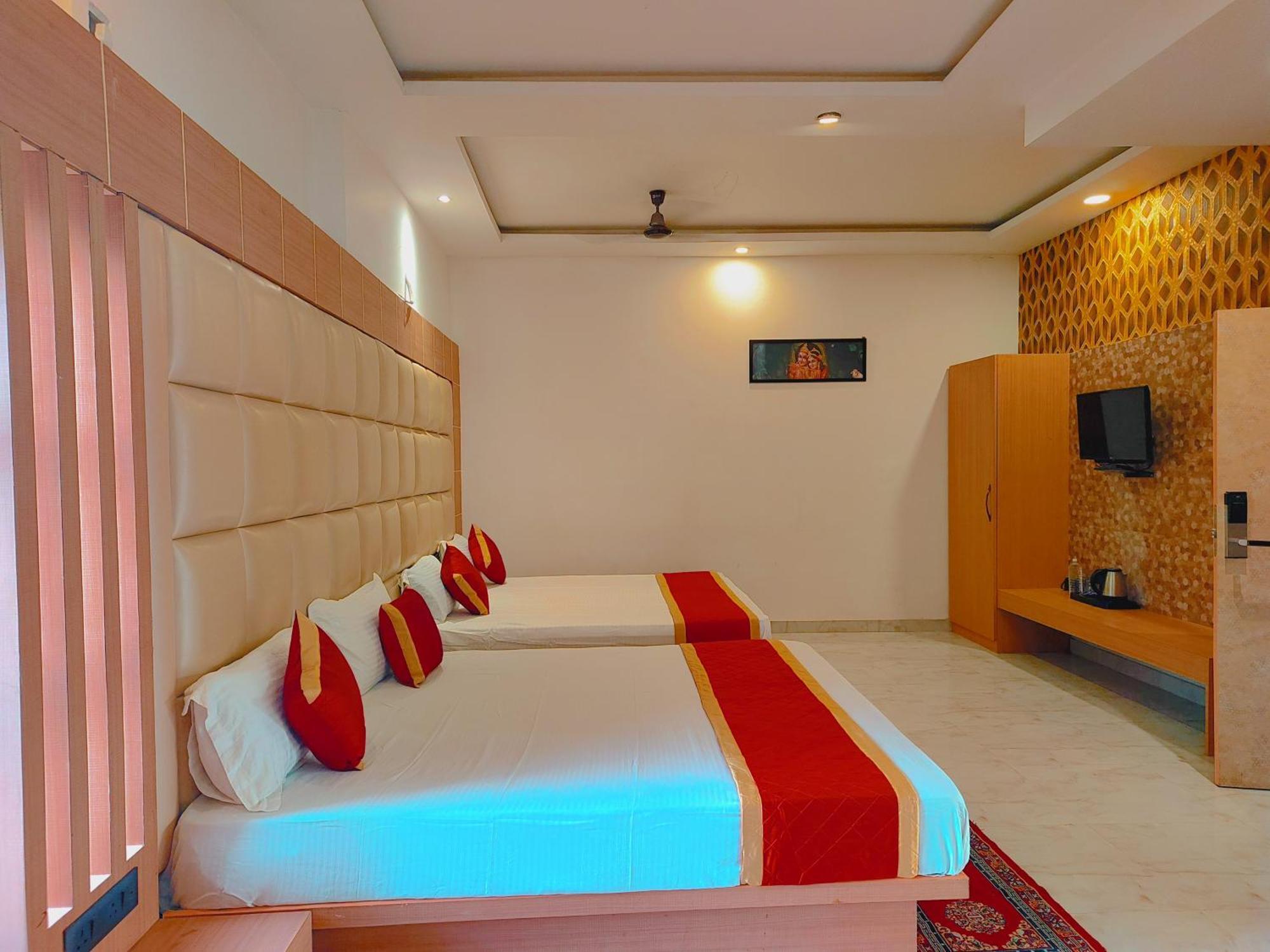 Avadh Sunshine Palace Hotel And Resort Ayodhya Zewnętrze zdjęcie