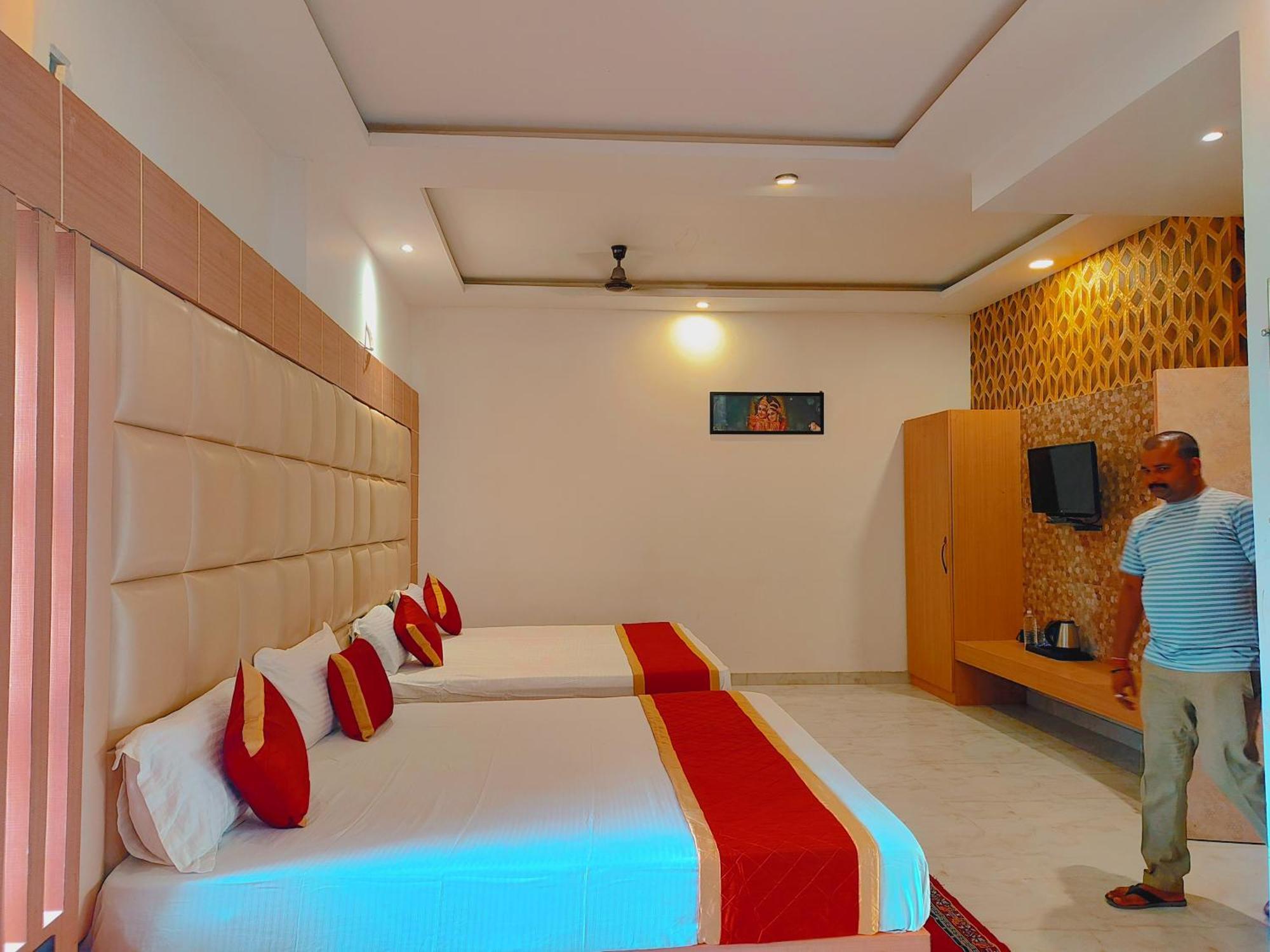 Avadh Sunshine Palace Hotel And Resort Ayodhya Zewnętrze zdjęcie